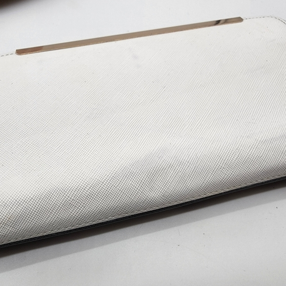 Marikai Black White Faux Saffiano Leather Gold Bar Wallet - Picture 8 of 16